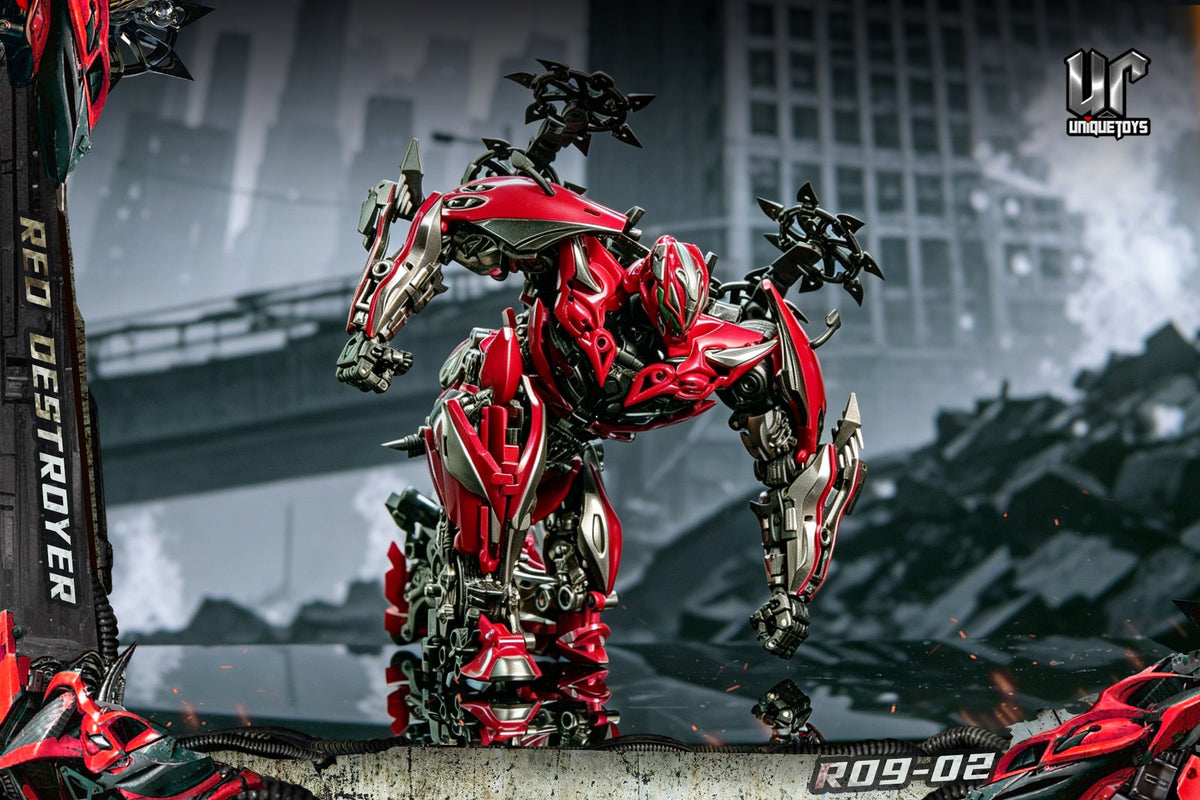 UT R09-02 Red Destroyer Stinger Repaint Figure - Bear Hugs
