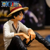 Straw Hat Luffy Sitting Action Figure (12 cm)