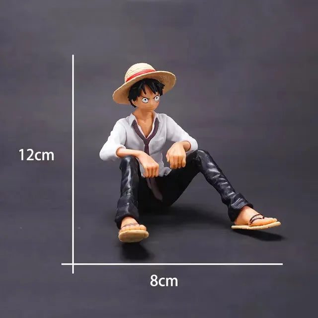 Straw Hat Luffy Sitting Action Figure (12 cm)