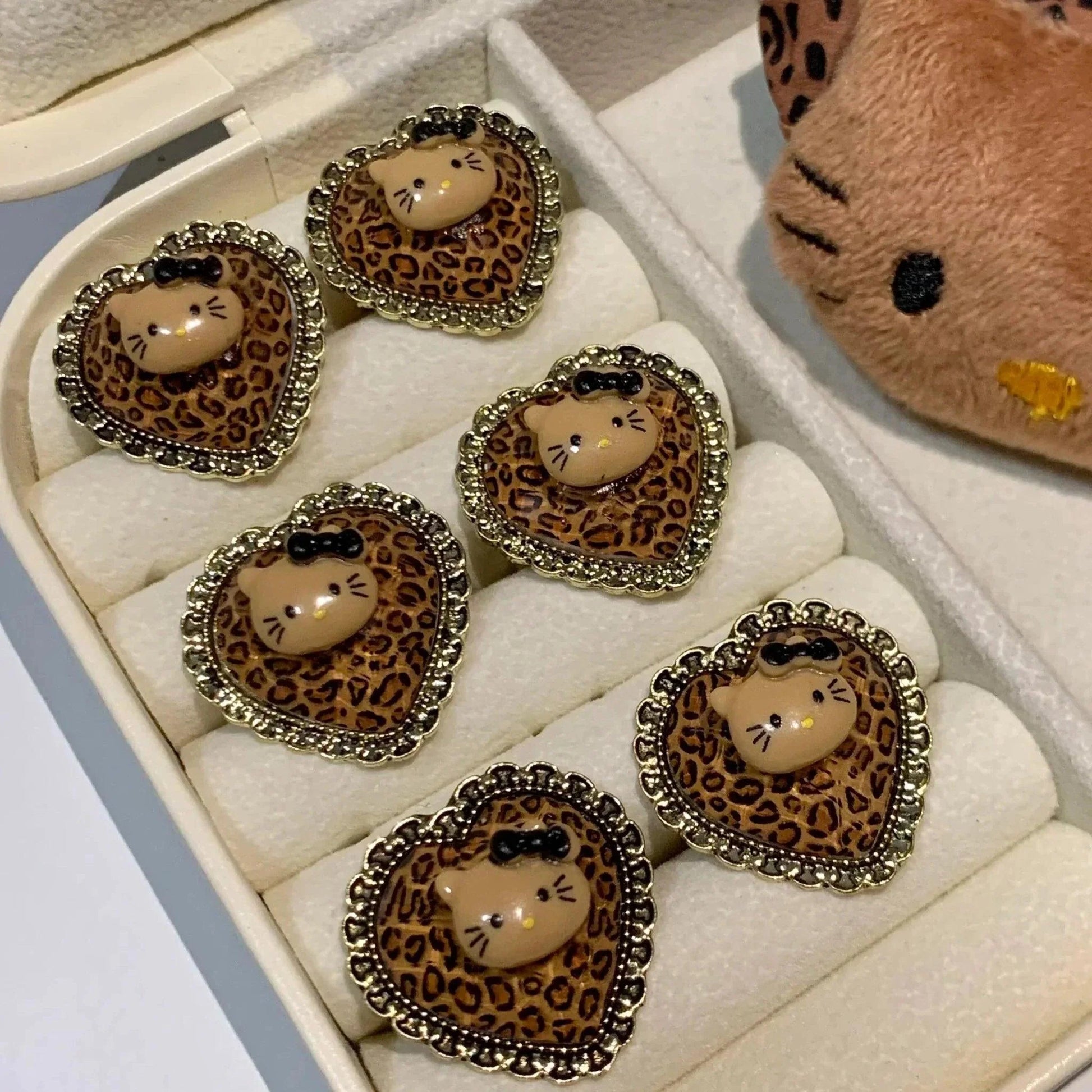Hello Kitty Leopard Print Necklace & Ring Set - Bear Hugs