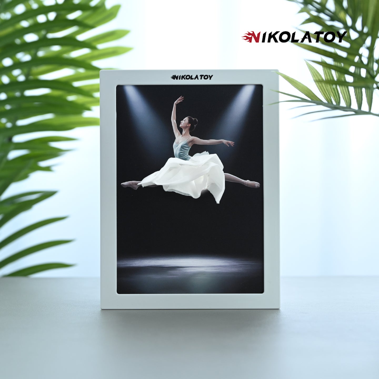 Nikola Ballet Nightlight Tissue Box