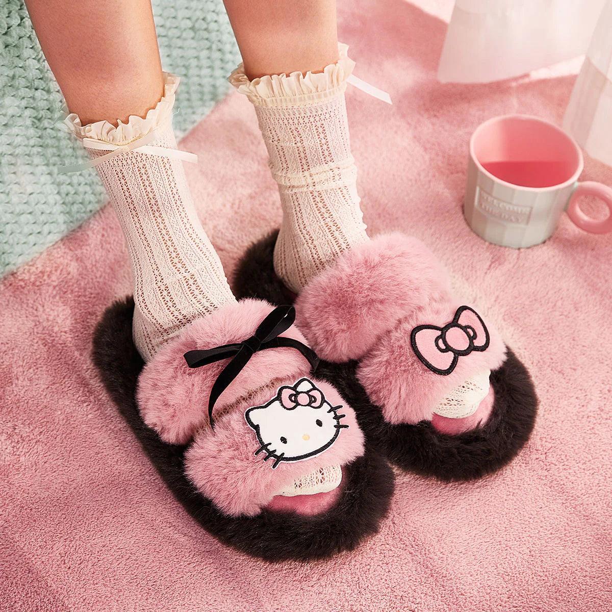 Hello Kitty Enchanted Bow Slippers - Bear Hugs