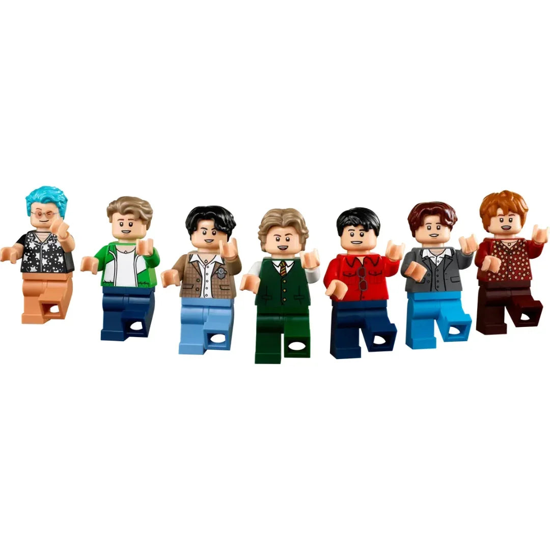 BTS Dynamite by LEGO - Bear Hugs
