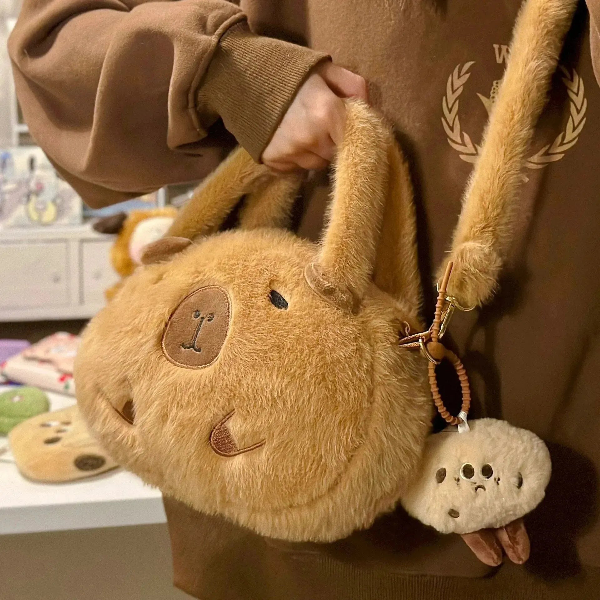 🤎Capybara bag🤎 - Bear Hugs