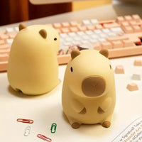 3D Silicon Capybara Night Lamp - Bear Hugs