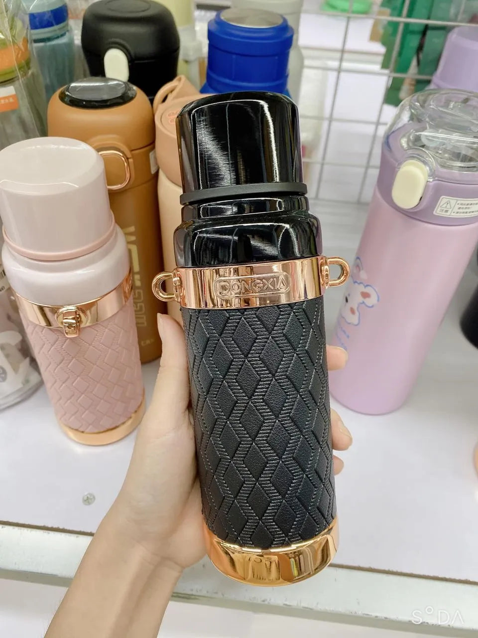 Dongxia Luxury Strap Bottle (350 ml)