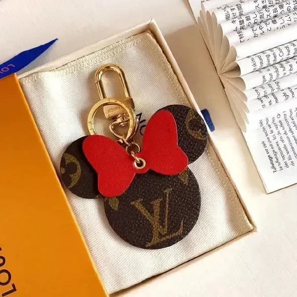 Minnie's Silhouette Monogram Keychain