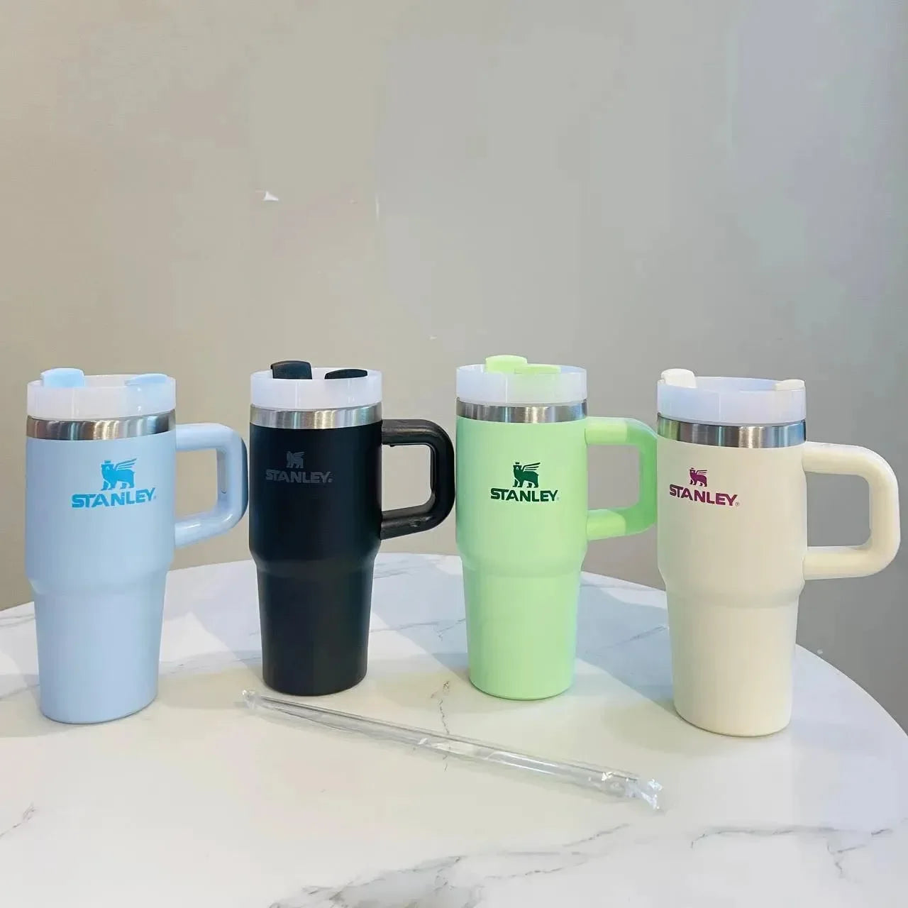 Stanley Quencher H2.0 Vacuum Insulated Tumbler (14 oz)