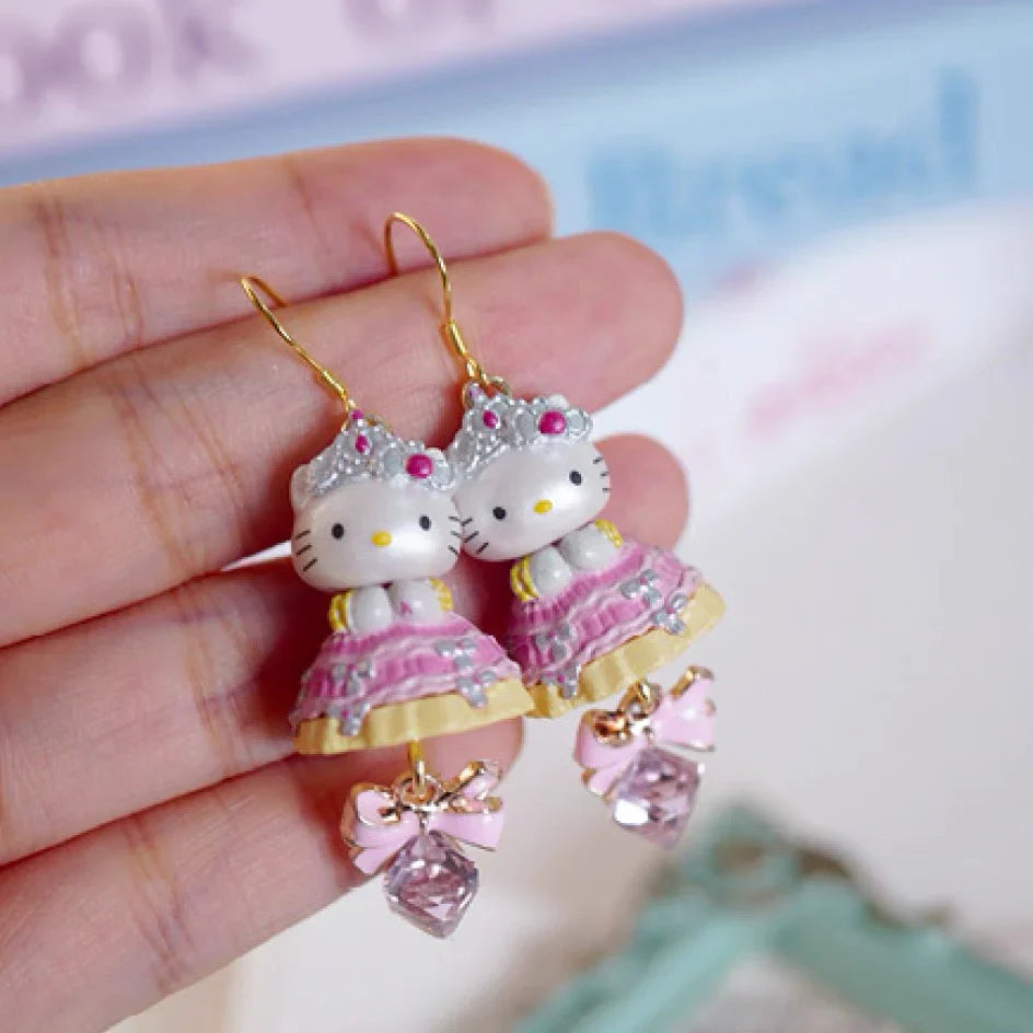 Hello Kitty Baroque Pearl Royal Princess Earrings