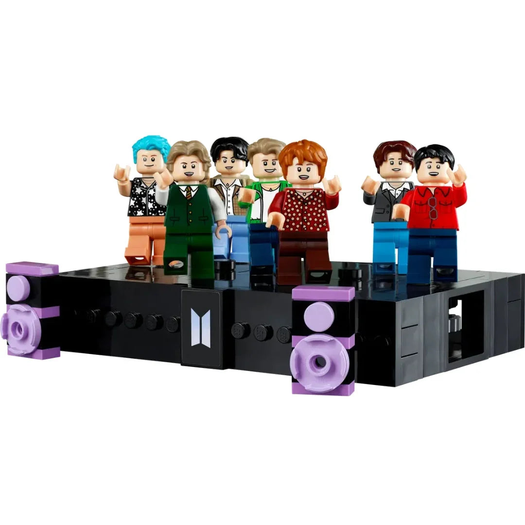 BTS Dynamite by LEGO - Bear Hugs