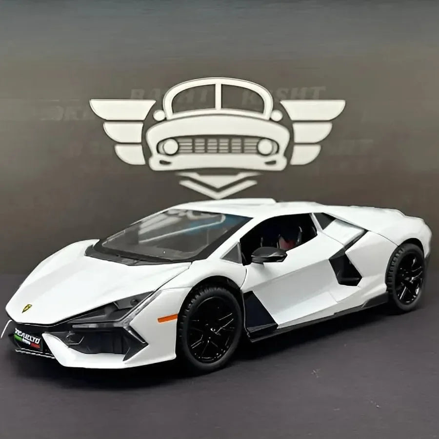 Die-cast Lamborghini Revuelto 1:24 Vehicle