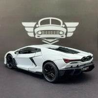Die-cast Lamborghini Revuelto 1:24 Vehicle