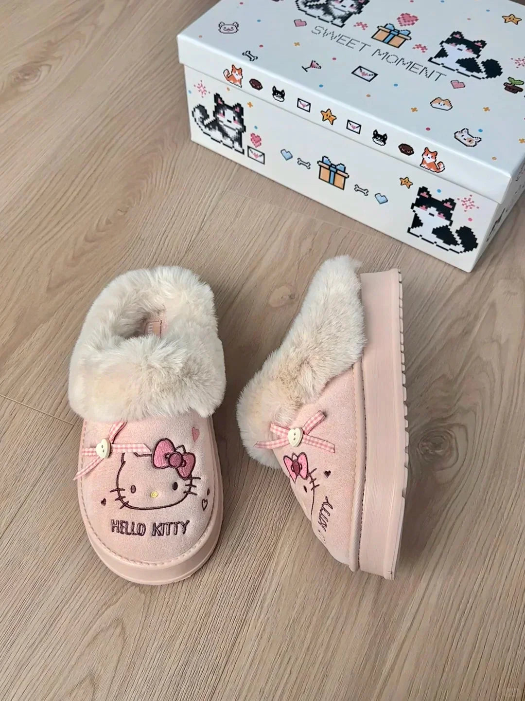 Hello Kitty Faux-Fur Trim & Bow Accent Plush Slippers - Bear Hugs