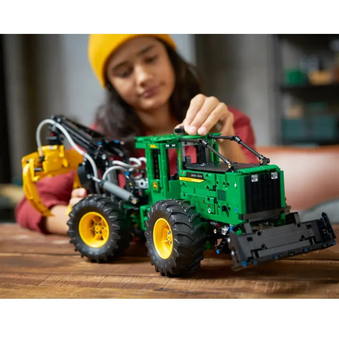 Lego Technic John Deere 948L-II Skidder - Bear Hugs