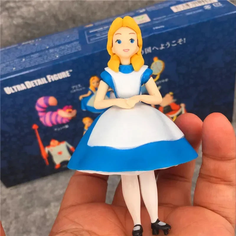 Ensemble de figurines détaillées Wonderland Trio 