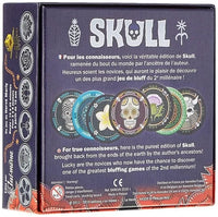 Skull Bluffing Board Game