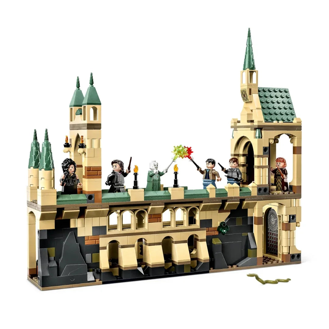 The Battle of Hogwarts™ by LEGO - Bear Hugs