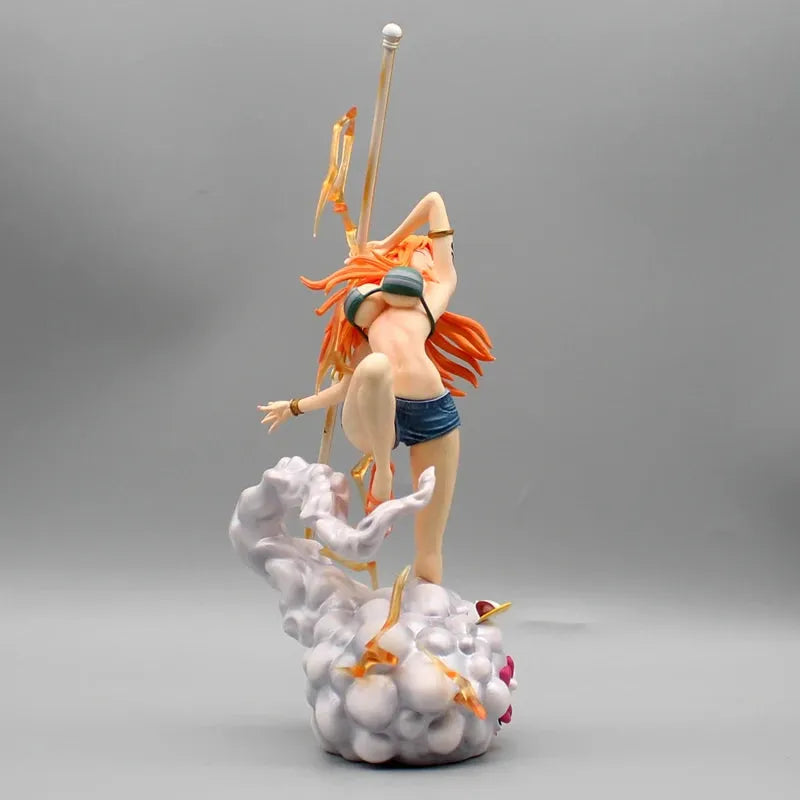 One Piece Nami Figure (29 cm)