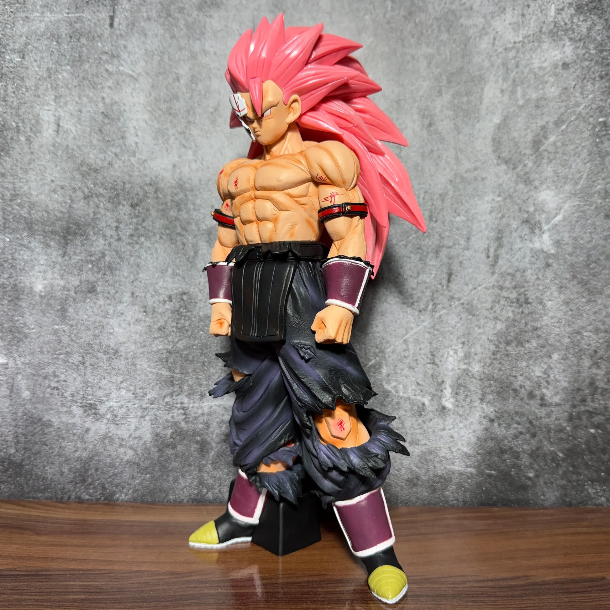 Goku Black Shadow Sovereign Statue (30 cm)