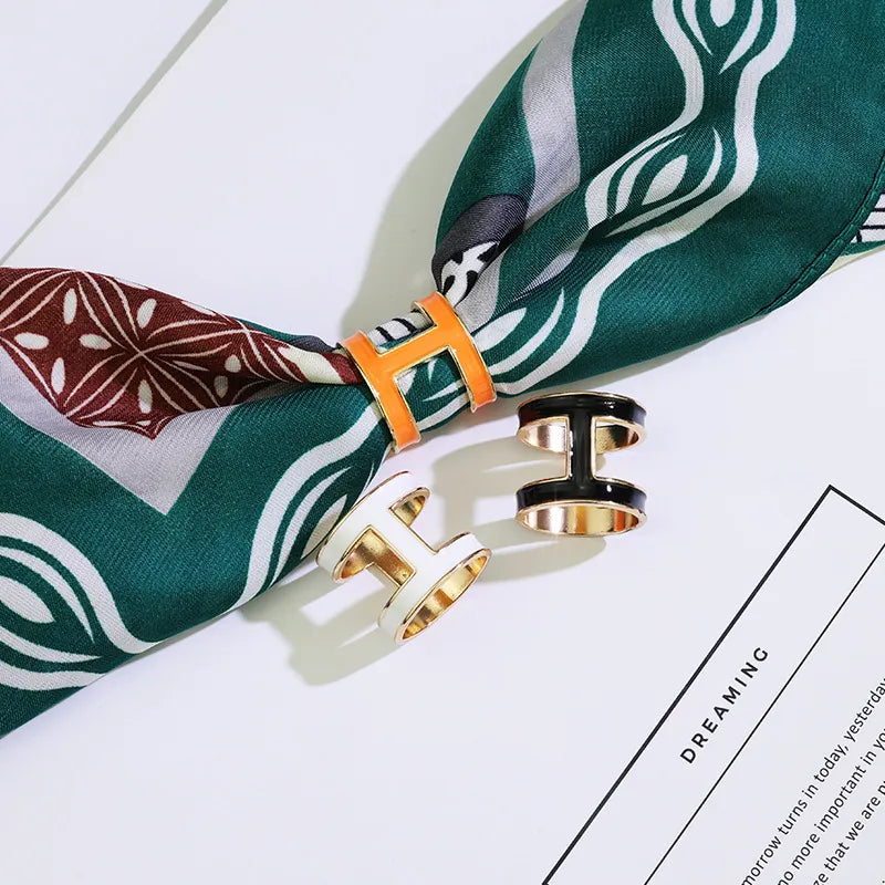Horse Carriage Luxe Enamel Scarf Ring