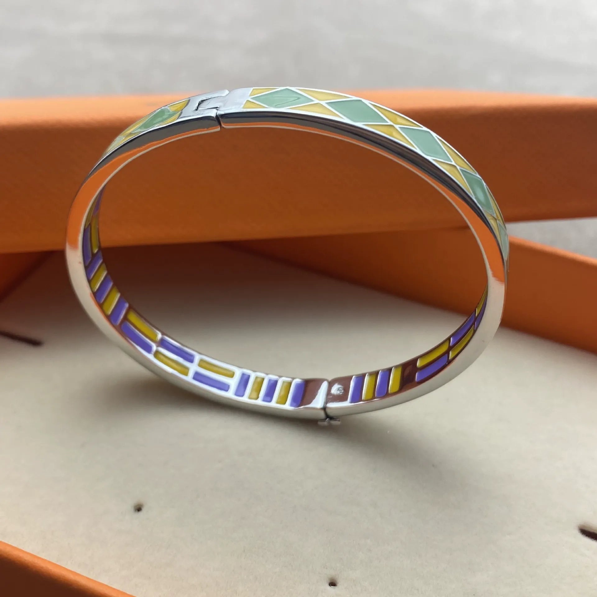 T Luxe Mosaic Enamel Glaze Bracelet