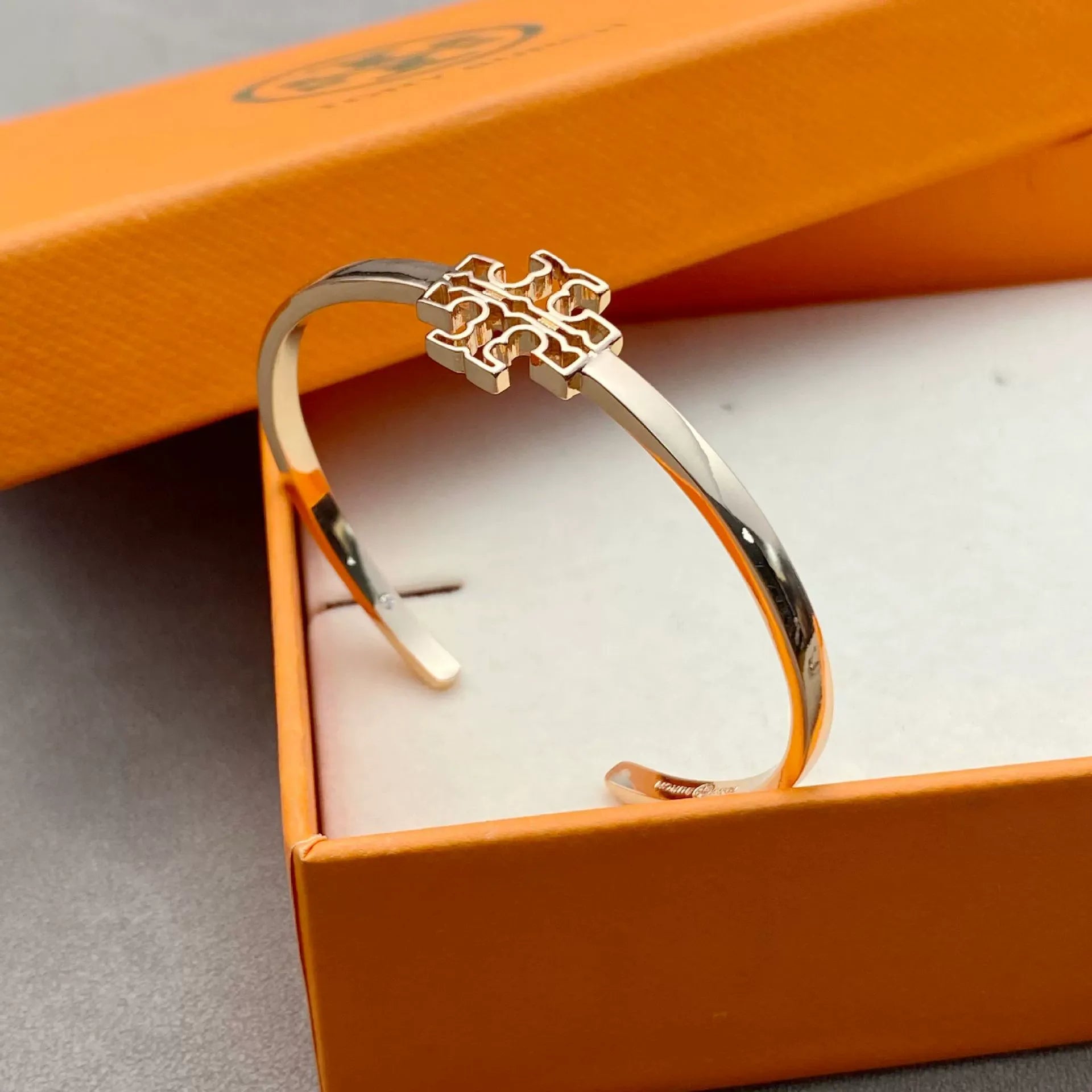 T Luxe Eleanor Hinged Cuff Bracelet