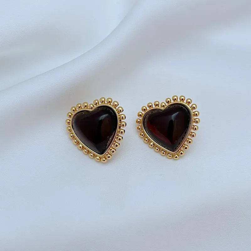 T-Luxe Sweetheart Cabochon Earrings