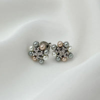 T-Luxe Aura Pearl Crest Stud Earrings