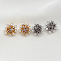 T-Luxe Aura Pearl Crest Stud Earrings