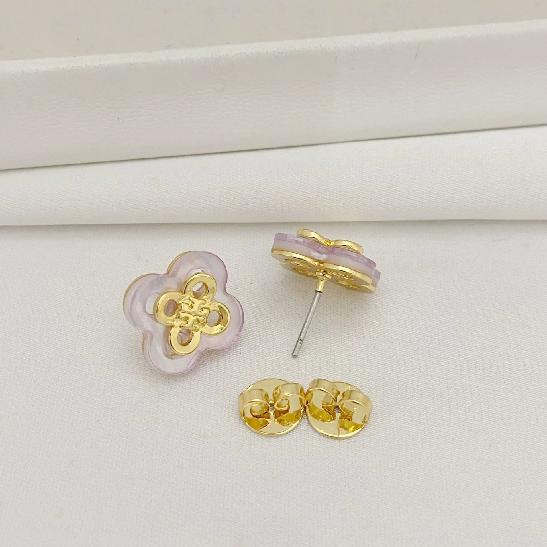 T-Luxe Clover Blossom Stud Earrings