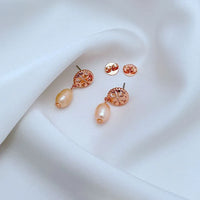 T-Luxe Aura Pearl Droplets Earrings