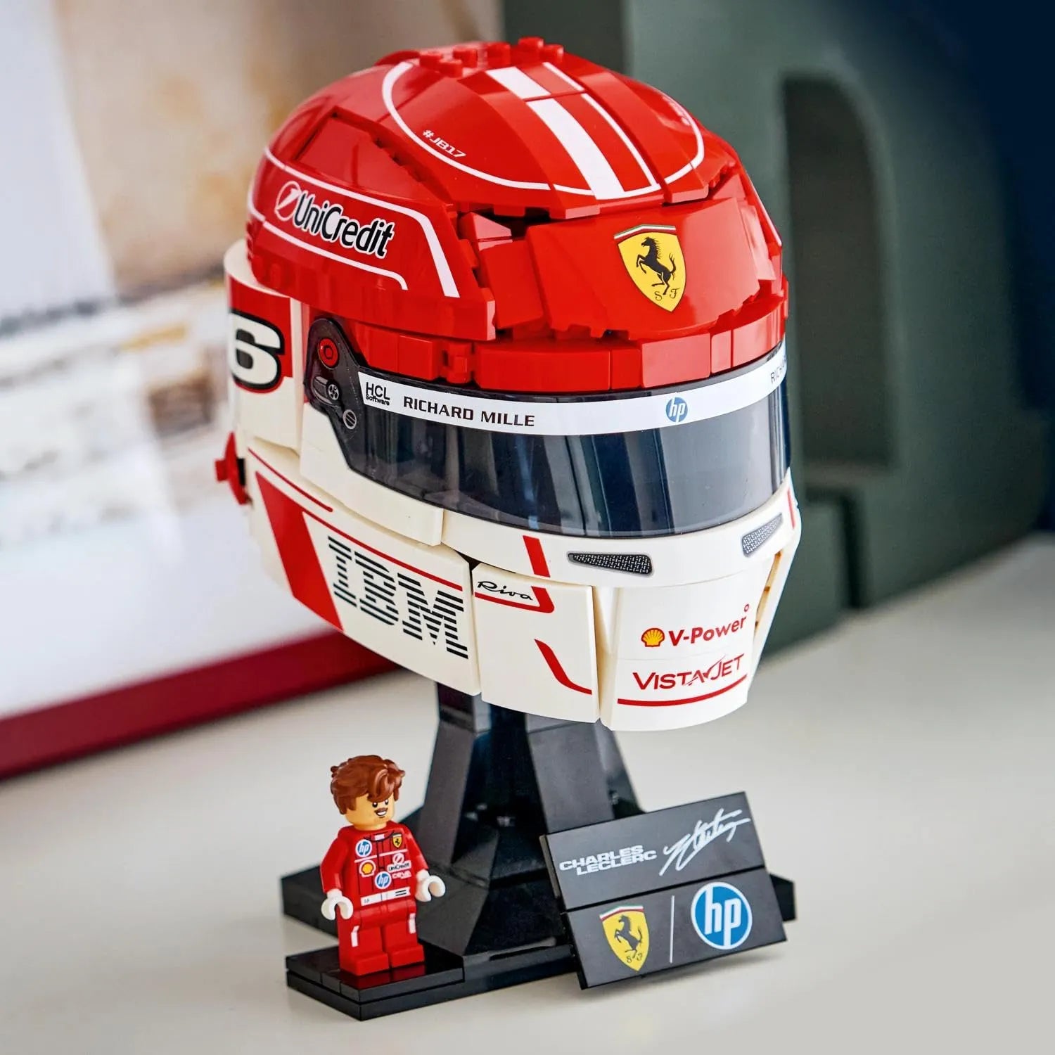 Charles Leclerc Helmet 43014 Building Blocks (886 Pcs)