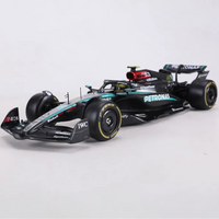 Bburago 1:24 Mercedes-AMG Petronas W14 No. 44 Model