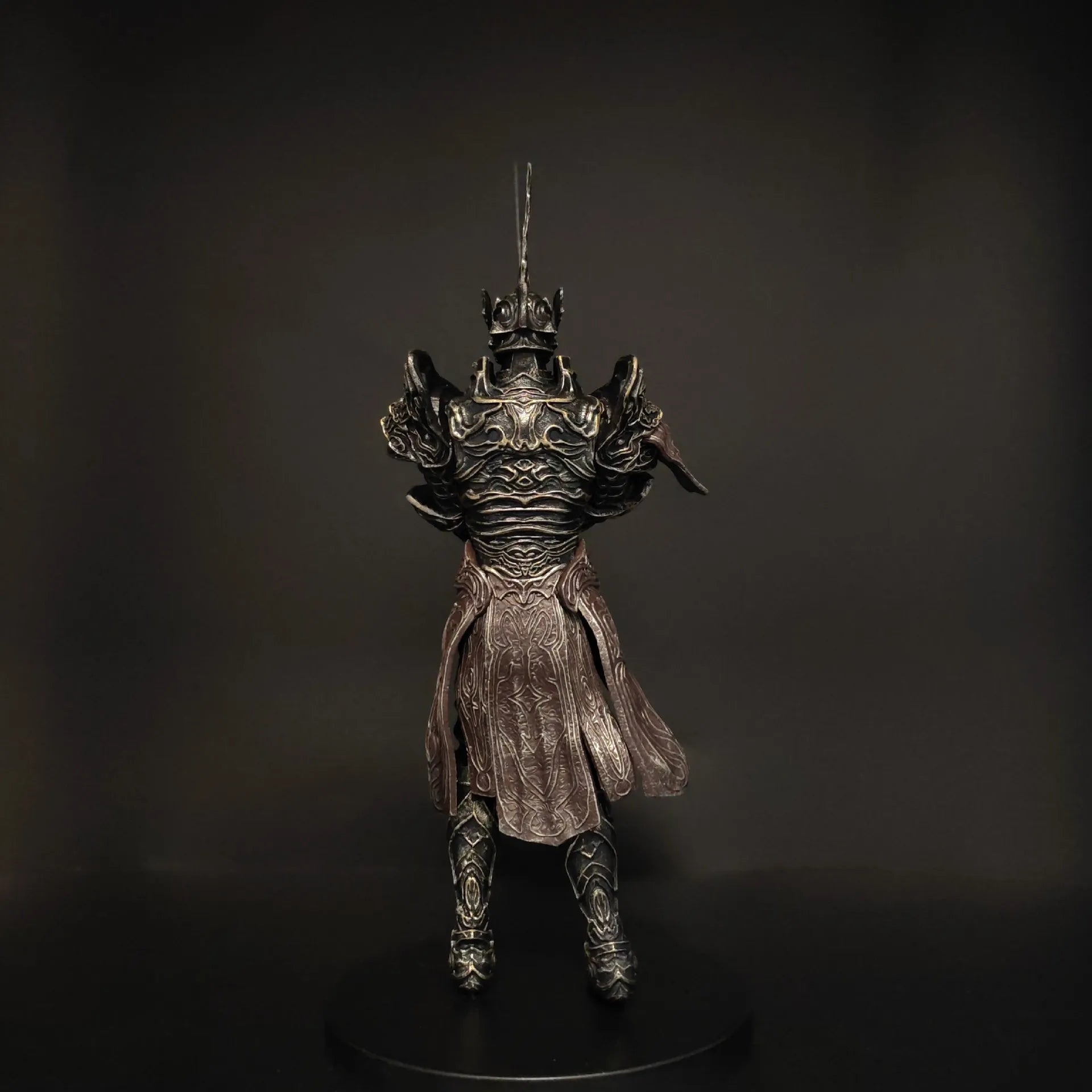 Demon's Souls Penetrator Knight Action Figure (25 cm)