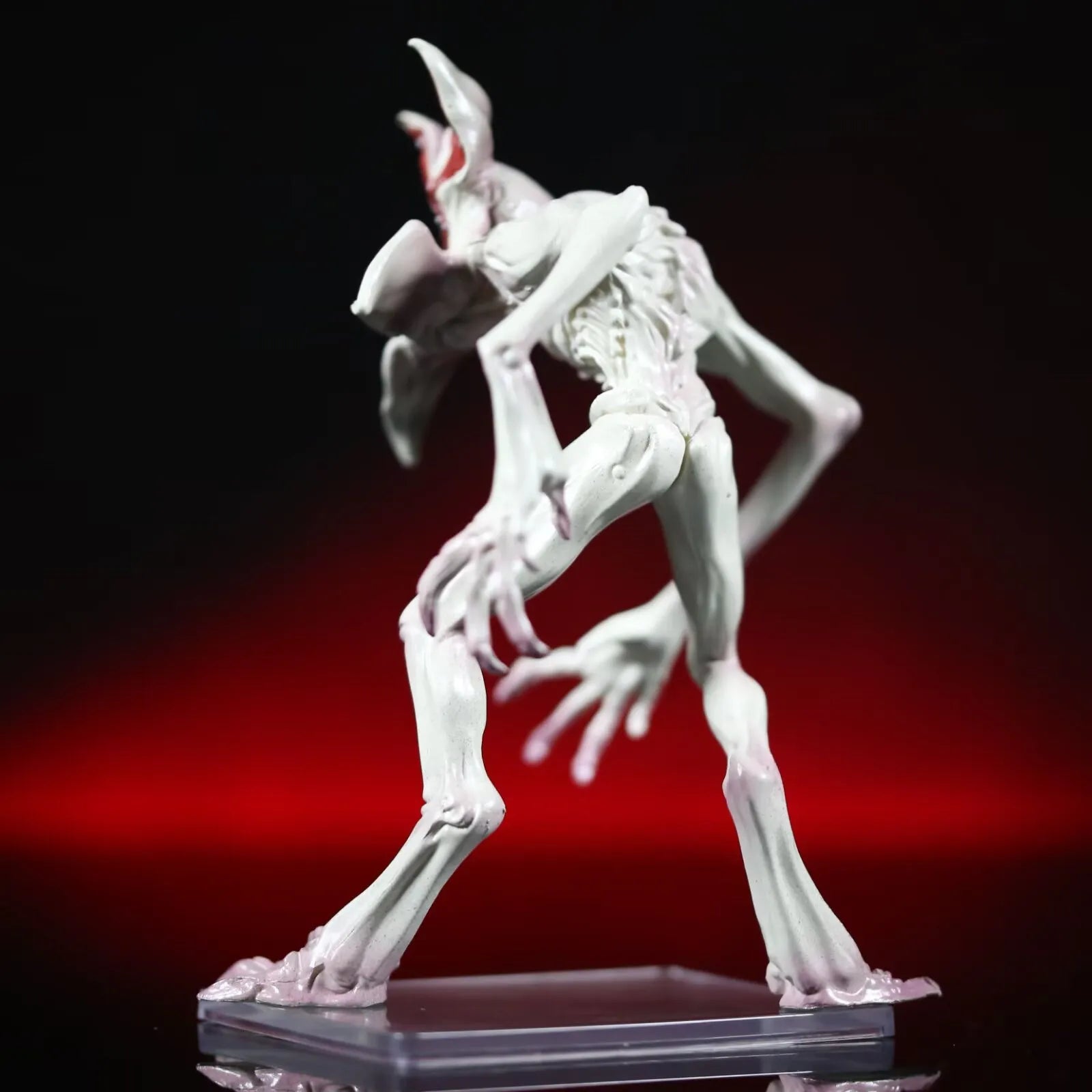 Weta Workshop Mini Epics Demogorgon Figure (17 cm)