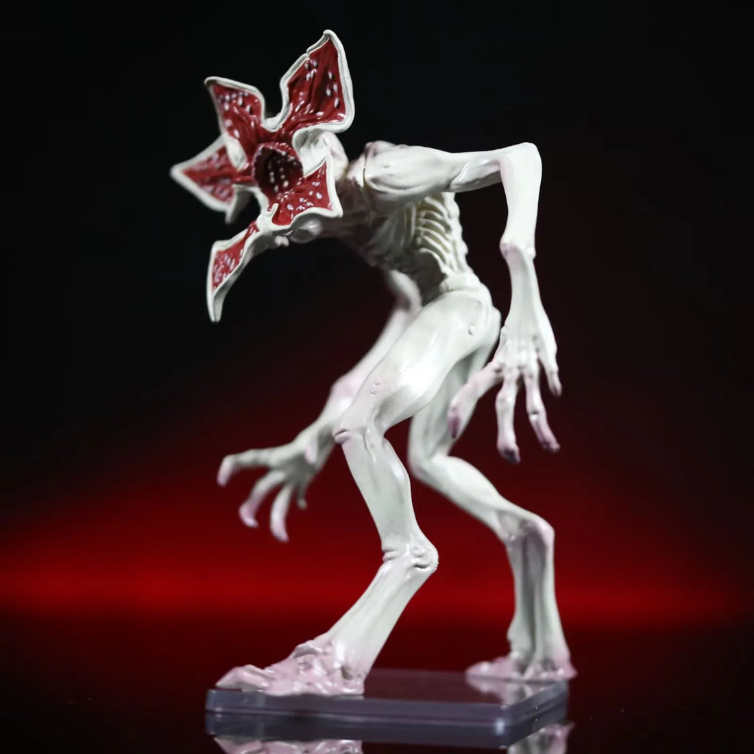 Weta Workshop Mini Epics Demogorgon Figure (17 cm)