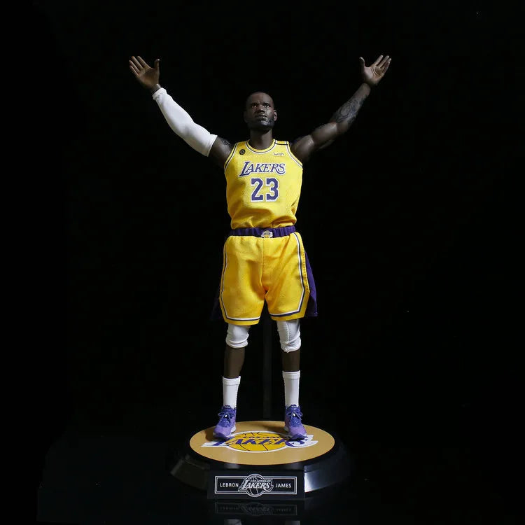 NBA LeBron James LA Lakers Masterpiece Figure (39 cm)