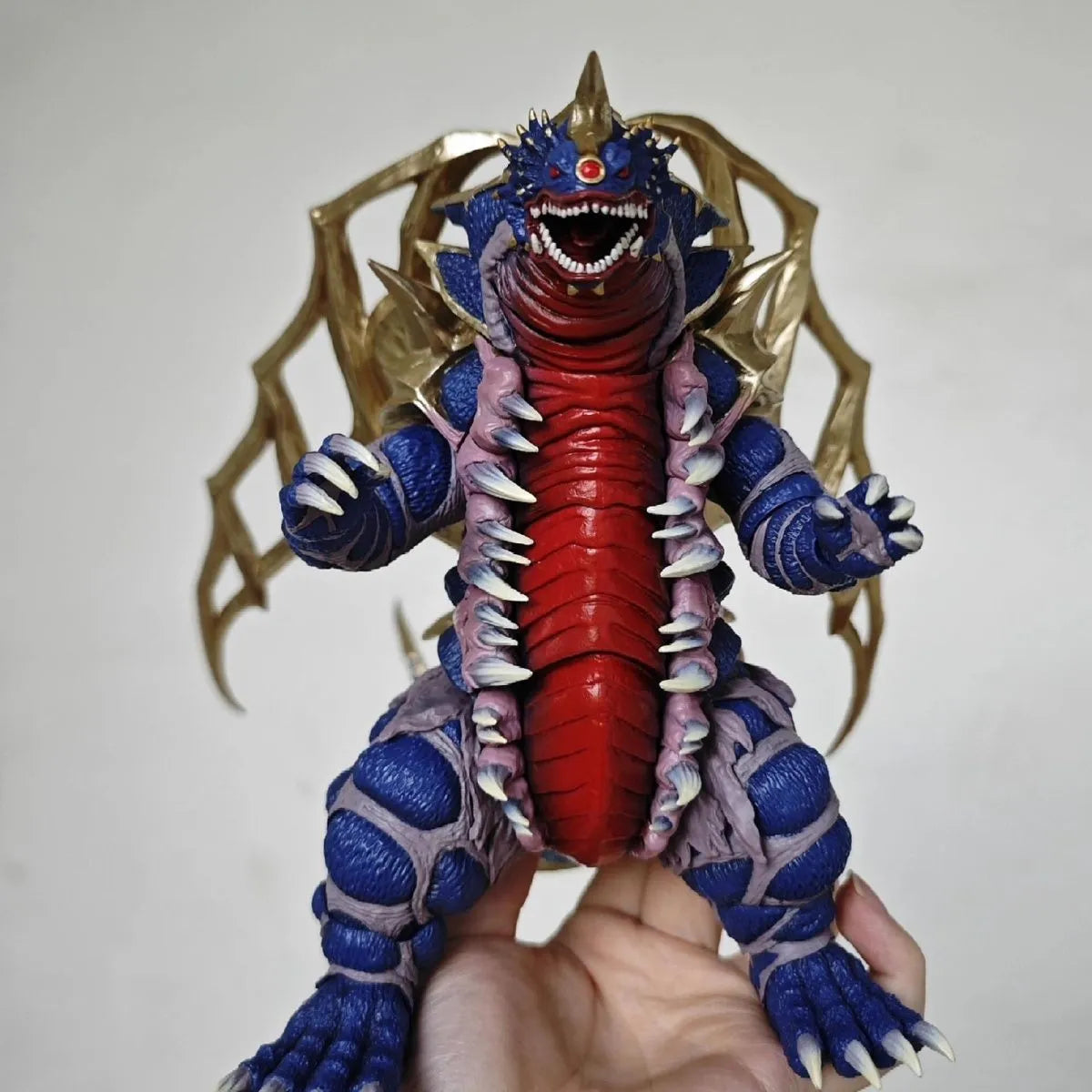 BANDAI Ultra Monster DX King of Mons Figure (16 cm)