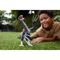 Jurassic World Chaos Theory Therizinosaurus Figure (42 cm)