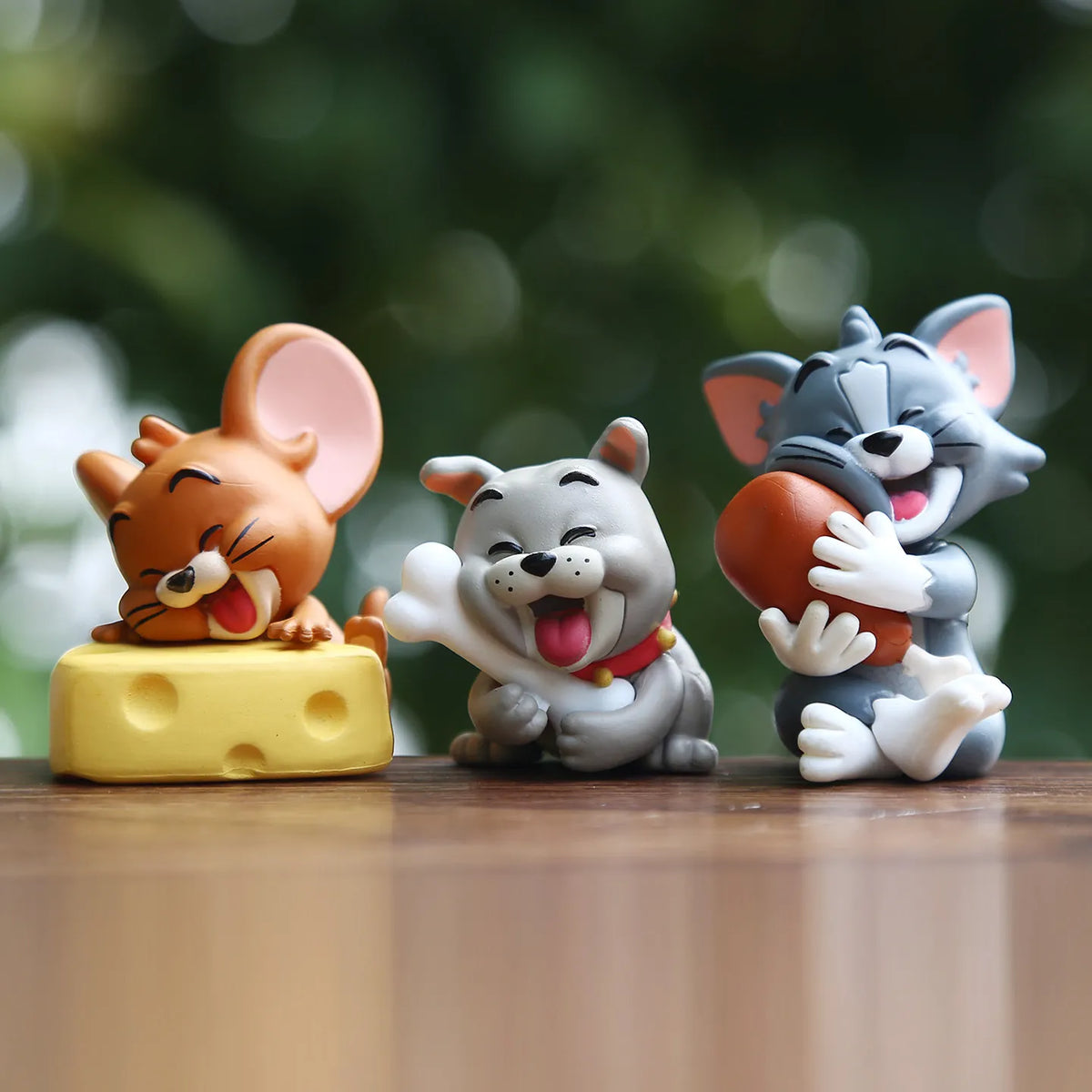 Tom and Jerry Mugyutto! Hugging Mini Figures (Set of 4)