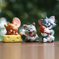 Tom and Jerry Mugyutto! Hugging Mini Figures (Set of 4)