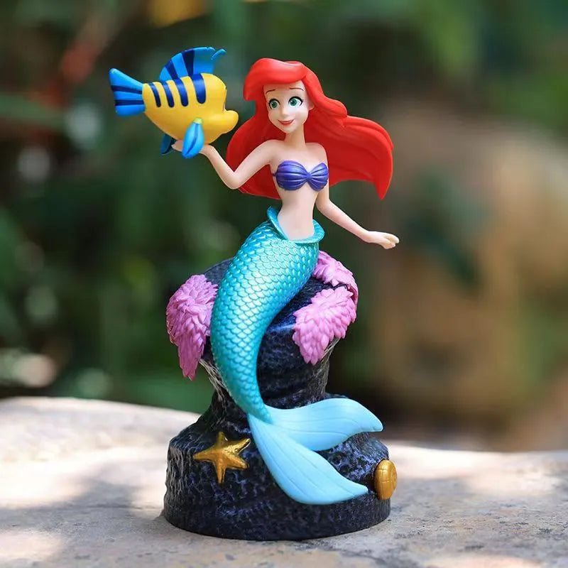 DZNY The Little Mermaid Ariel & Flounder Statue (20 cm)