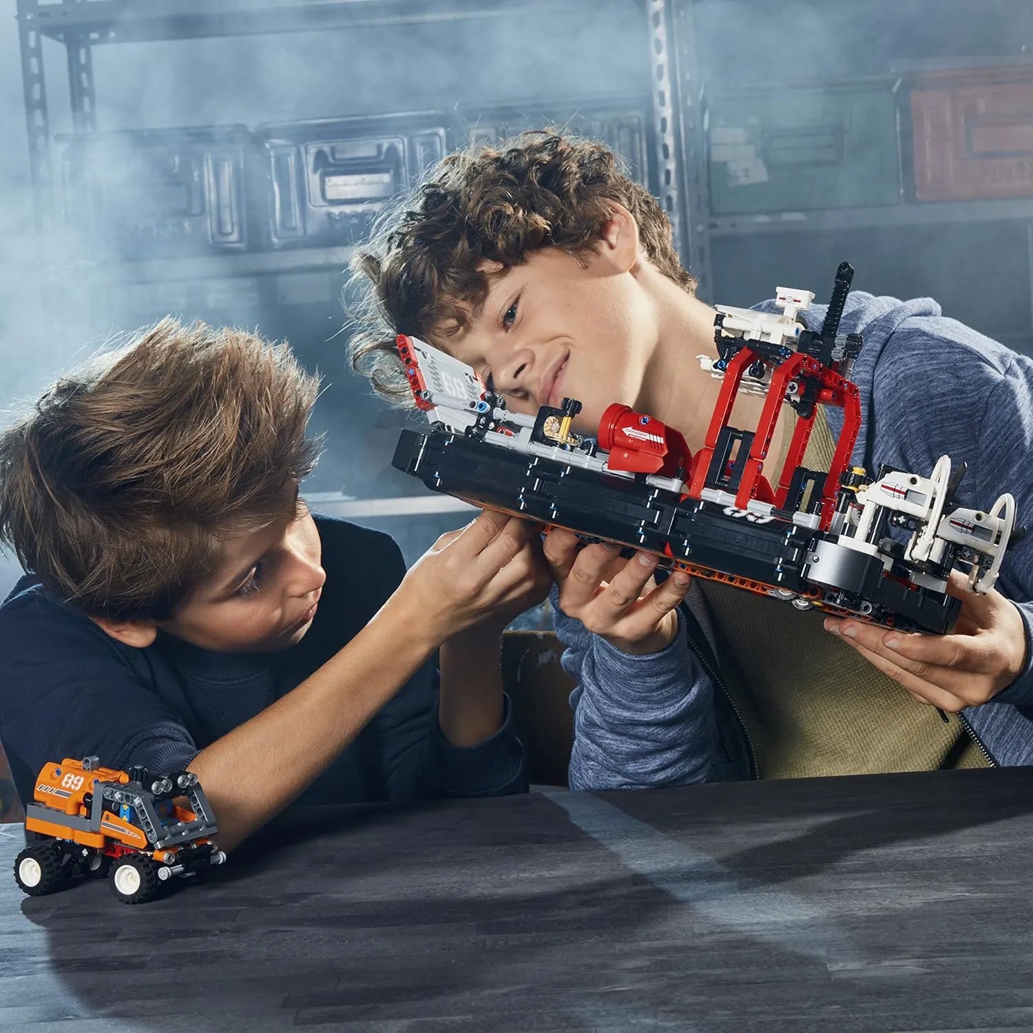 Technic 42076 Hovercraft Building Set (1020 Pcs)