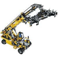 Technic Mobile Crane MK II 42009 Building Set (2606 Pcs)