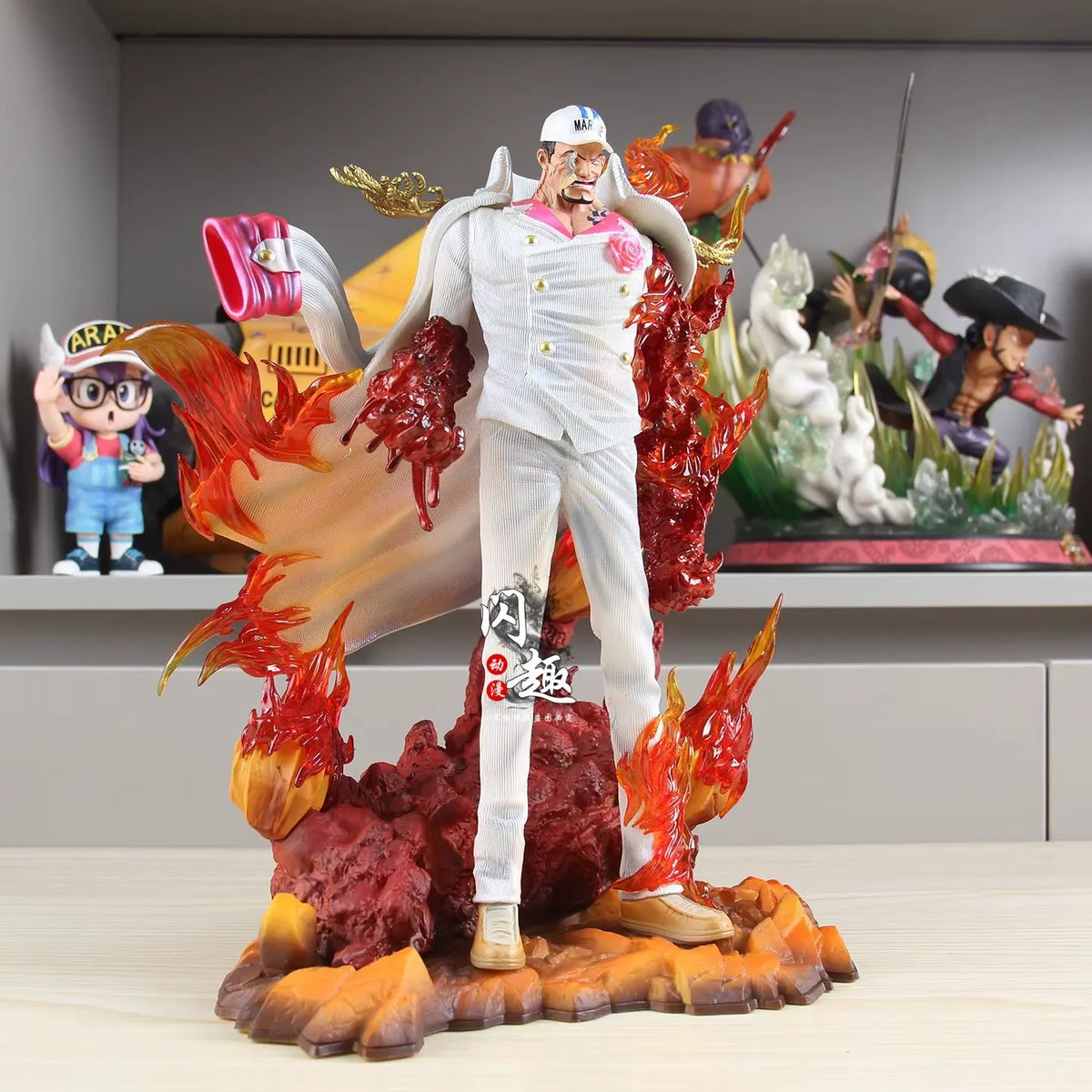 One Piece Sakazuki Akainu Magma Eruption Statue (25 cm)