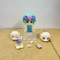 Nendoroid 2057 OMORI Basil Posable Chibi Figure