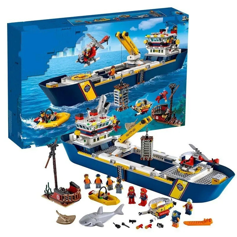 City 60266 Ocean Exploration Ship Building Set (745 Pcs)
