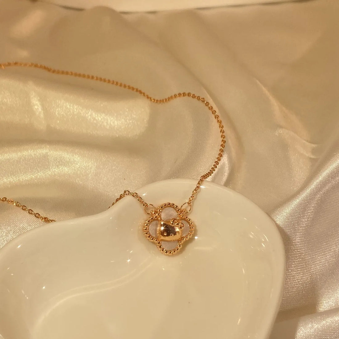 Sanrio Hello Kitty Lucky Four-Leaf Clover Pendant Necklace