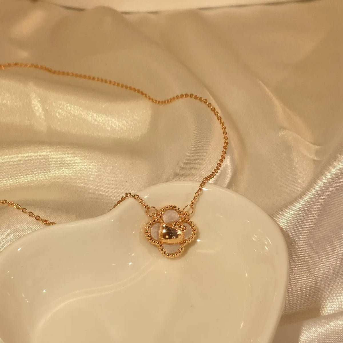 Sanrio Hello Kitty Lucky Four-Leaf Clover Pendant Necklace