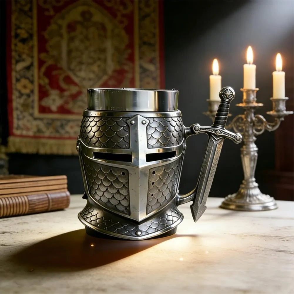 Medieval Crusader Knight Helmet Beer Mug (200 ml)